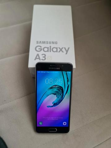 Samsung Galaxy A3 (6) in goede staat  beschikbaar voor biedingen
