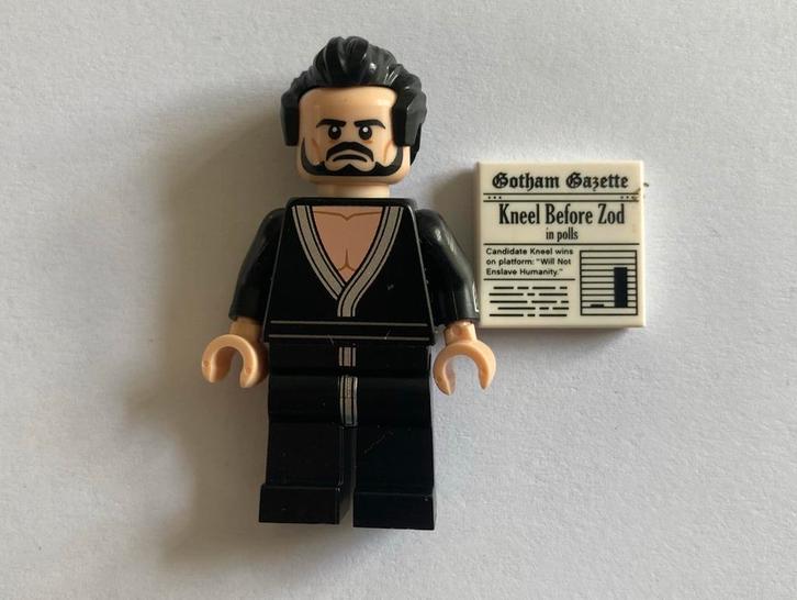 Lego Zodd Batman de movie serie 2 minifigure poppetjes figs, Verzamelen, Speldjes, Pins en Buttons, Zo goed als nieuw, Ophalen of Verzenden