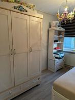 Tienerkamer bed boekenkast kledingkast, Kinderen en Baby's, Kinderkamer | Complete kinderkamers, Ophalen of Verzenden, Meisje