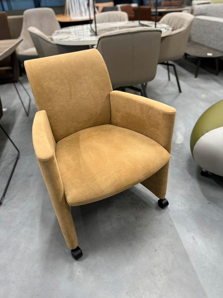 Leolux Quantissimo Stoel op wielen Alcantara design, Huis en Inrichting, Stoelen, Nieuw, Eén, Ophalen of Verzenden