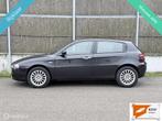 Alfa Romeo 147 2.0 T.Spark Blackline II 150PK! NAP/NWE APK/A, Voorwielaandrijving, Gebruikt, 400 kg, Zwart