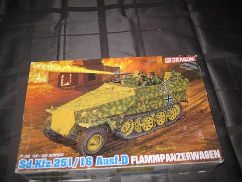 D-97,DRAGON 1-35,NO,6247,Sd.Kfz. 251/16 Ausf. D Flammpanzerw, Hobby en Vrije tijd, Modelbouw | Auto's en Voertuigen, Nieuw, Overige merken