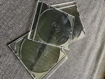 CD of DVD doosjes beschikbaar voor biedingen