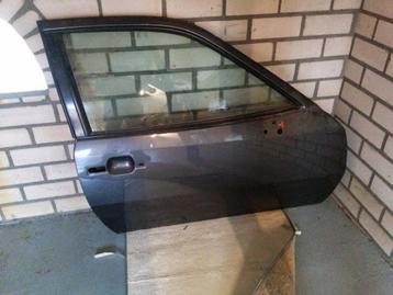Porsche 968 deur rechts beschikbaar voor biedingen