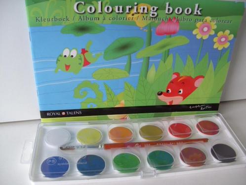 KLEURBOEK & VERFDOOSJE 20 SETS TRAKTATIE NIEUW, Hobby en Vrije tijd, Tekenen, Nieuw, Papier, Schets- of Tekenboek, Ophalen of Verzenden