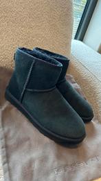 UGG Zwart Mid | Maat 40, Ophalen, Zo goed als nieuw