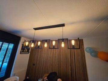 Plafondlamp / 157 x 25 cm beschikbaar voor biedingen
