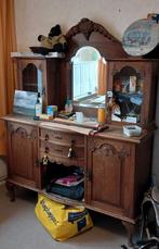 Antieke showkast / buffetkast, Ophalen