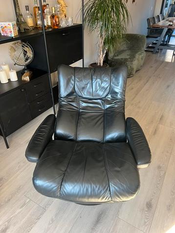 Heerlijke fauteuil, keurige staat, verzetbaar beschikbaar voor biedingen