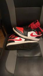 Jordan 1 red black white, Overige kleuren, Overige typen, Ophalen of Verzenden, Gedragen