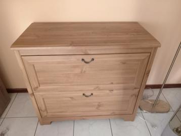 Mooie ladekast ikea beschikbaar voor biedingen