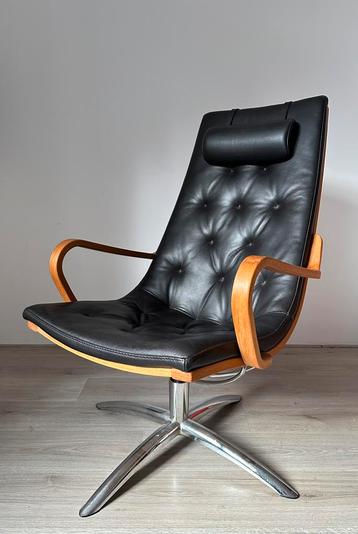 Conform Life inclusief hocker beschikbaar voor biedingen