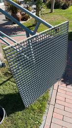 Stalen rooster en 2 gegalvaniseerde leuningen, Tuin en Terras, Tuinhekken en Hekwerk, Ophalen, Gebruikt, IJzer