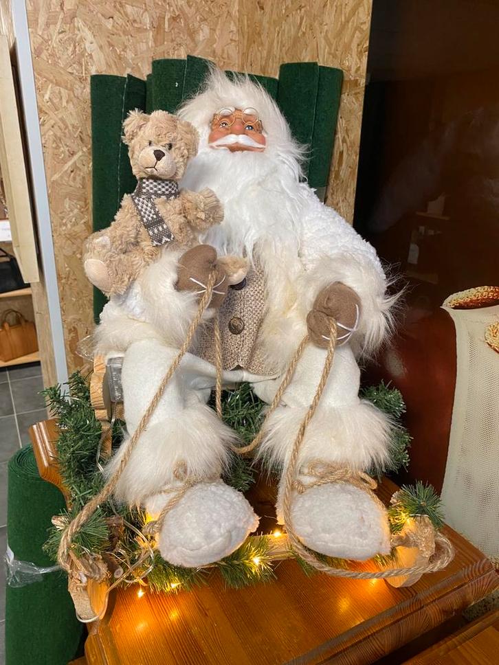 Kerstman in slee met verlichting! 60 cm hoog!, Diversen, Kerst, Zo goed als nieuw, Ophalen