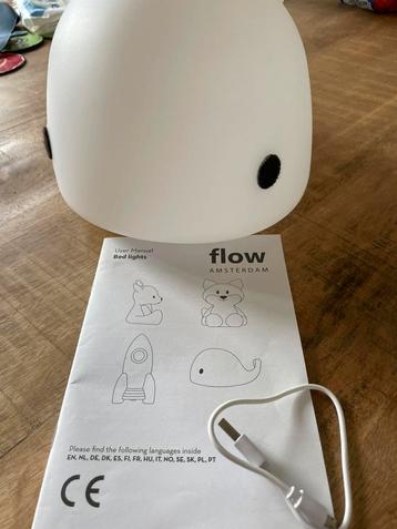 Flow walvislamp beschikbaar voor biedingen