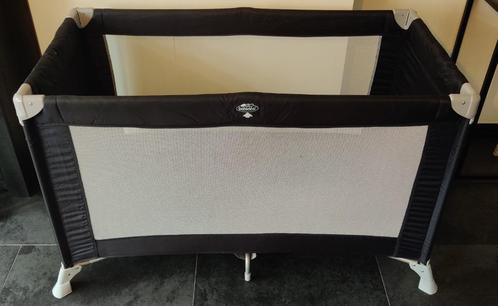 Reisbed / campingbed Babidéal met luxe matras (Bornino), Kinderen en Baby's, Babywiegjes en Ledikanten, Zo goed als nieuw, Reisbedje