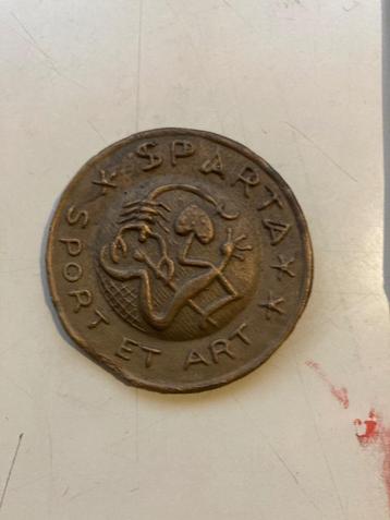 Uniek erfstuk: gegoten insigne van beeldhouwer Ittman (2001) beschikbaar voor biedingen