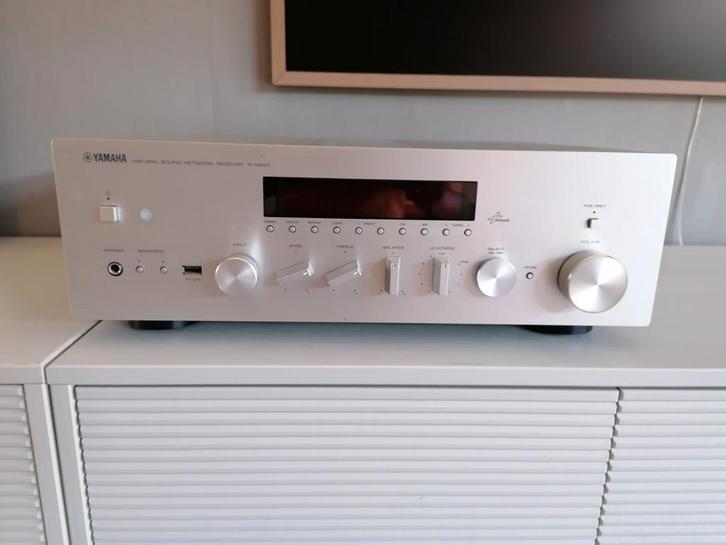 Yamaha netwerk receiver met spotify connect en phono ingang, Audio, Tv en Foto, Versterkers en Receivers, Zo goed als nieuw, Stereo