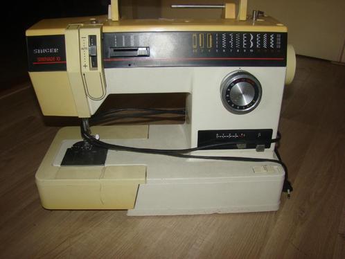 SINGER Serenade 10 Gebruikt Verzenden kost met UPS: € 4,, Hobby en Vrije tijd, Naaimachines en Toebehoren, Gebruikt, Naaimachine