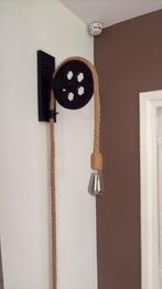 Industriele landelijke lamp met touw., Huis en Inrichting, Lampen | Wandlampen, Ophalen, Zo goed als nieuw