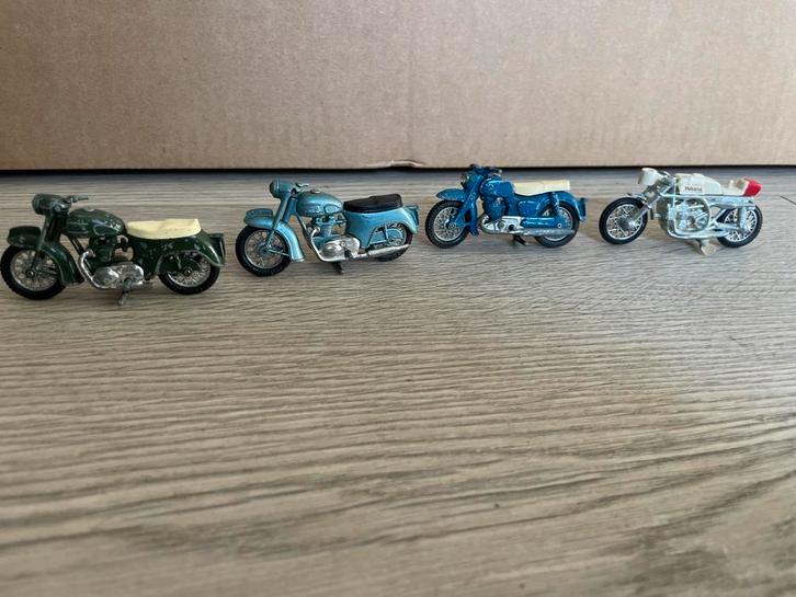 Set van 4 Vintage Speelgoed Motoren - Jaren 70, Verzamelen, Speelgoed, Gebruikt, Ophalen of Verzenden