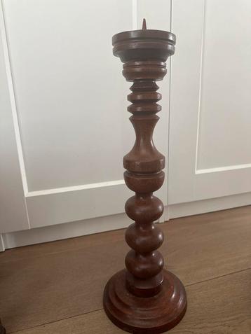 Houten Kandelaar - Klassiek Design beschikbaar voor biedingen