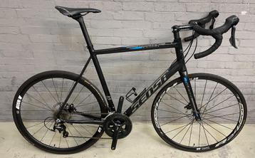 Racefiets beschikbaar voor biedingen