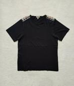 Burberry t-shirt zwart met Burberry-print schouderstukken L, Kleding | Heren, T-shirts, Maat 52/54 (L), Ophalen of Verzenden, Zo goed als nieuw