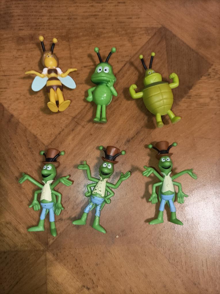 8 stuks Maya de Bij figuren 6cm, Verzamelen, Ophalen of Verzenden, Zo goed als nieuw