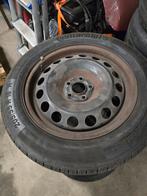 205 55 16 bandjes met staal 5x100 16inch 205/55R16, Ophalen, Zo goed als nieuw