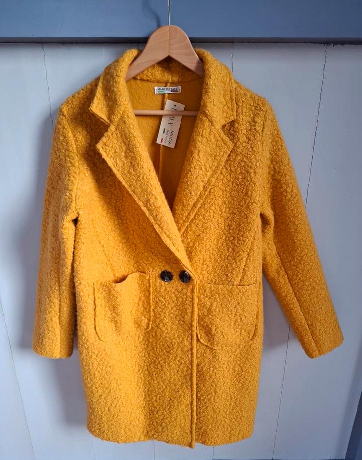 Okergele lange "Made in Italy" dames jas. Mt.S/M. Nieuw!, Kleding | Dames, Jassen | Winter, Nieuw, Maat 36 (S), Geel, Ophalen of Verzenden