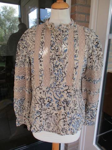 Antik Batik, size M beschikbaar voor biedingen