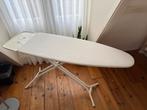 Strijkplank Airpro - beige/wit - nieuwstaat, Witgoed en Apparatuur, Strijkijzers en Strijkplanken, Ophalen, Zo goed als nieuw