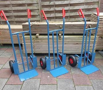 STEEKWAGEN op luchtbanden beschikbaar voor biedingen