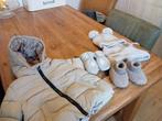 Winterset in beige; jas, muts en colsjaal, wanten en sloffen, Ophalen of Verzenden, Zo goed als nieuw, Jongetje of Meisje, Jasje