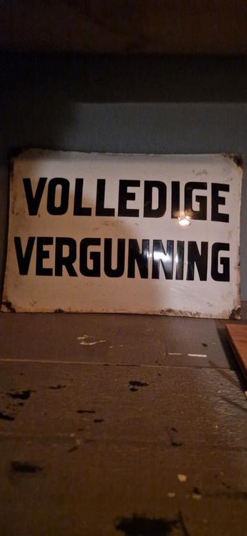 Oude Emaille Reclamebord - Volledige Vergunning beschikbaar voor biedingen