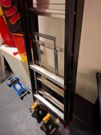 Trap. 4 trees, Raamkozijn, Zo goed als nieuw, Hout, Ophalen