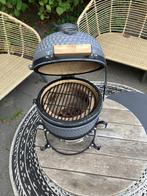 Kamado BBQ - Klein Model, Tuin en Terras, Houtskoolbarbecues, Ophalen of Verzenden, Gebruikt