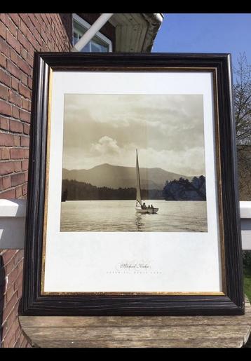 Groot schilderij afbeelding zeilboot schilderiklijst 69 x 55 beschikbaar voor biedingen
