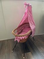 Rieten wieg met hemeltje, Kinderen en Baby's, Speelgoed | Poppen, Ophalen, Gebruikt, Babypop