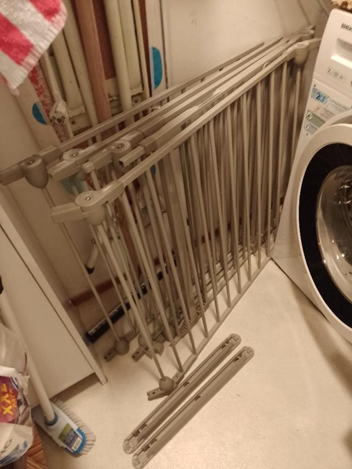 Veiligheidshek/konijnenren stevig!, Kinderen en Baby's, Traphekjes, Zo goed als nieuw, Overige typen, Overige materialen, 115 cm of meer