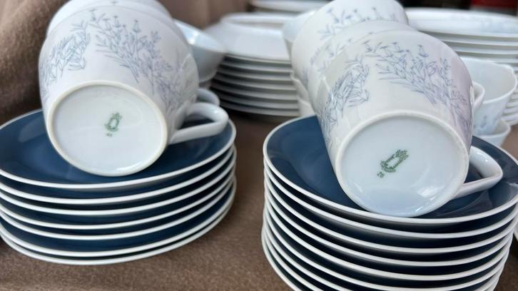 Vintage Servies - Compleet!, Huis en Inrichting, Keuken | Servies, Gebruikt, Compleet servies, Overige stijlen, Porselein, Ophalen