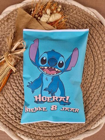 Stitch chips traktatie  beschikbaar voor biedingen