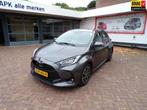 Toyota Yaris 1.5 Hybrid Dynamic Navi/Apple Car Play/Android/, Gebruikt, Zwart, 450 kg, 3 cilinders