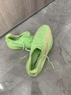 Adidas Yeezy Boost 350 V2 maat 44, Ophalen of Verzenden, Zo goed als nieuw, Overige kleuren, Sneakers of Gympen