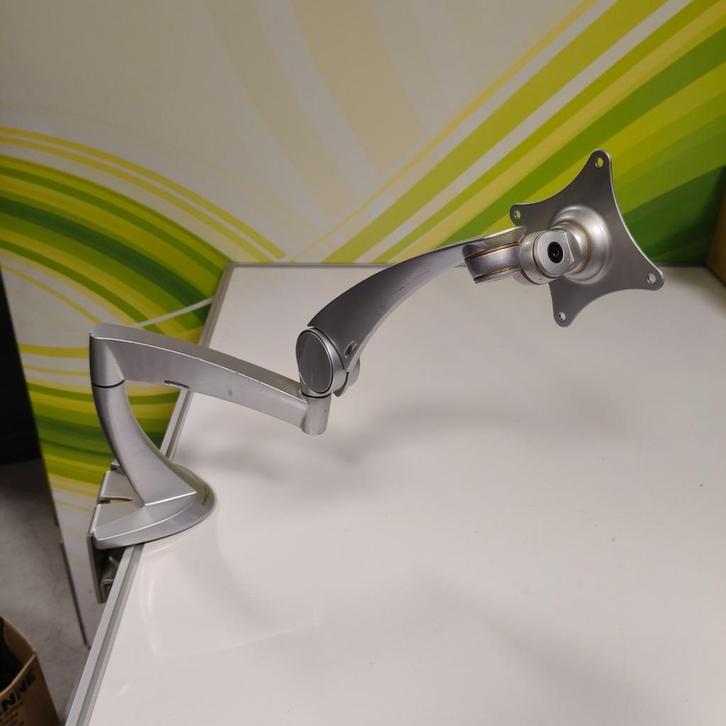 Neo-Flex Ergotron monitor arm - bevestigings plaatje 7.5x7.5, Computers en Software, Monitoren, Gebruikt, 101 t/m 150 Hz, In hoogte verstelbaar