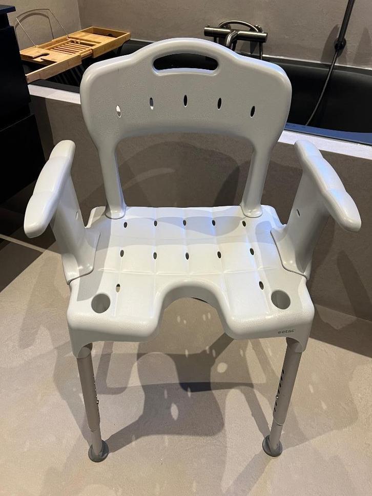 z.g.a.n. ETAC Swift douchestoel amper gebruikt (nieuw €169), Diversen, Verpleegmiddelen, Zo goed als nieuw, Ophalen