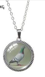 zilverkleurige ketting 60cm met postduif hanger(30mm), Sieraden, Tassen en Uiterlijk, Kettingen, Verzenden, Nieuw, Zilver, Overige materialen