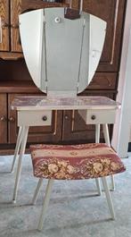Te koop: Vintage kaptafeltje, Huis en Inrichting, Tafels | Kaptafels, Ophalen, 100 tot 150 cm, 50 tot 100 cm, Zo goed als nieuw