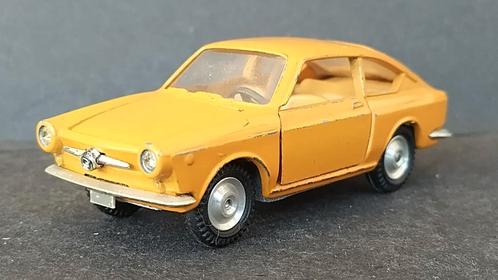 Fiat 850 Coupe 1:43 Gama Mini Pol, Hobby en Vrije tijd, Modelauto's | 1:43, Zo goed als nieuw, Auto, Gama, Ophalen of Verzenden